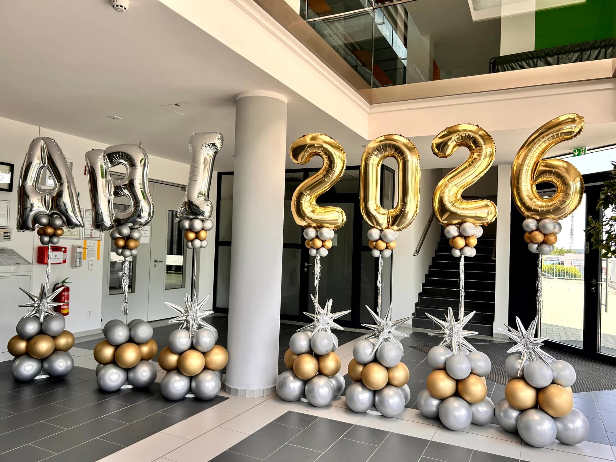 Graduation decor example 3