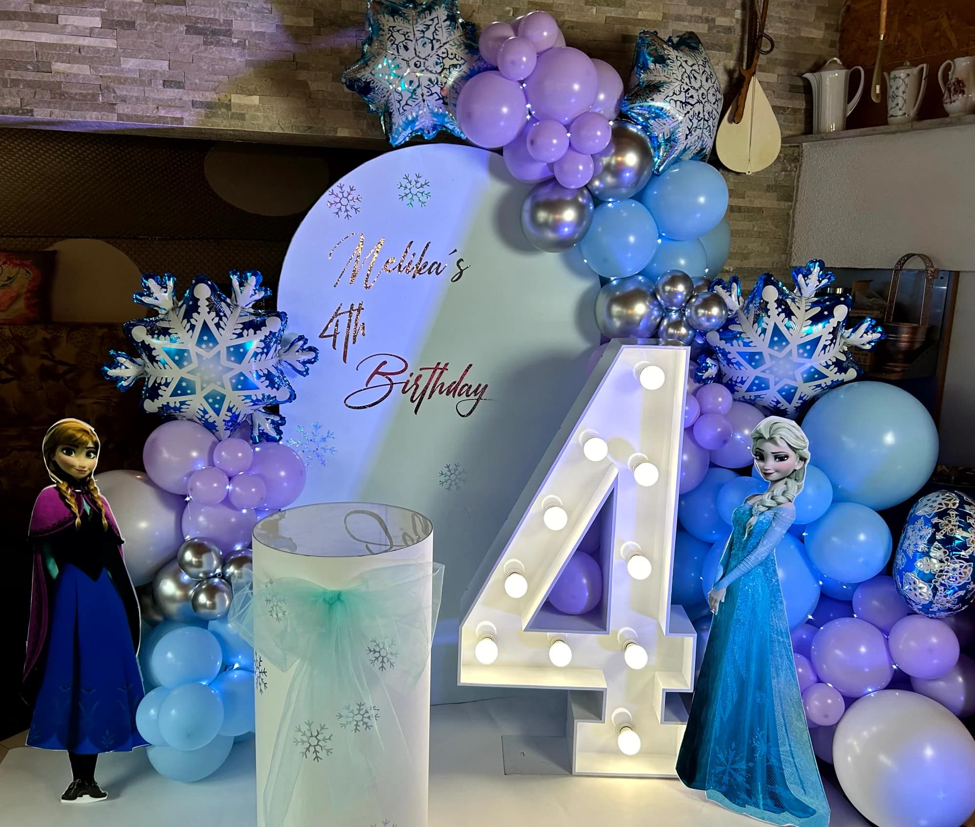 Children’s Birthdays – Fly Balloons & Decor